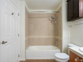 621 5th AVE N 103, Seattle WA 98109