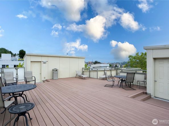 621 5th AVE N 103, Seattle WA 98109