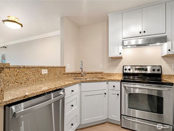 621 5th AVE N 103, Seattle WA 98109