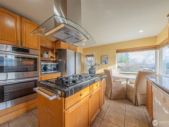 5247 S Dawson Street, Seattle WA 98118