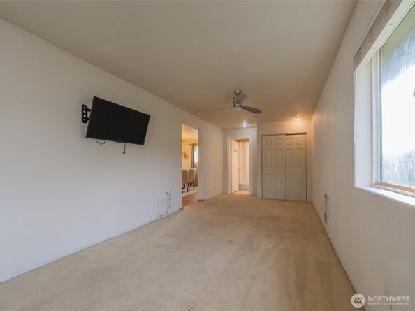 5247 S Dawson Street, Seattle WA 98118