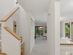 9606 NE 121st Lane, Kirkland WA 98034