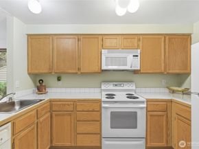 9606 NE 121st Lane, Kirkland WA 98034