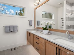 16424 NE 17th Place, Bellevue WA 98008