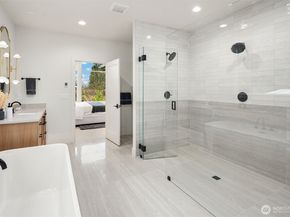 16424 NE 17th Place, Bellevue WA 98008