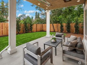 16424 NE 17th Place, Bellevue WA 98008