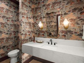 16424 NE 17th Place, Bellevue WA 98008