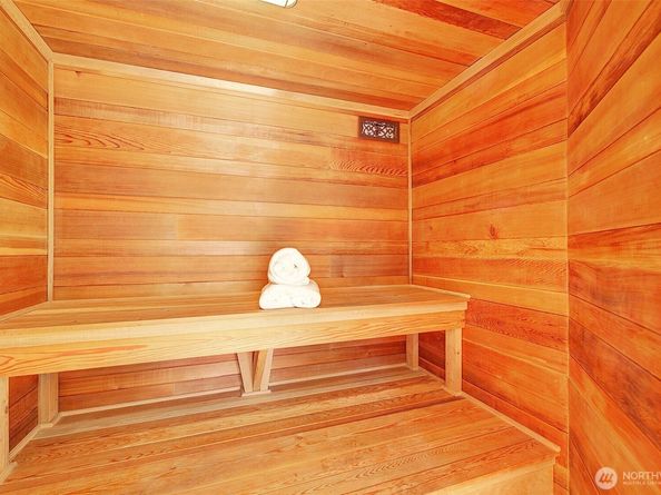 311 NE 117th Street, Seattle WA 98125