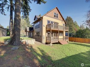 311 NE 117th Street, Seattle WA 98125