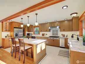 311 NE 117th Street, Seattle WA 98125