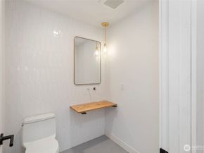 16455 Agate Point Road NE, Bainbridge Island WA 98110