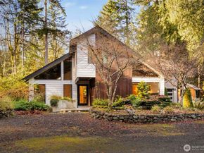 16455 Agate Point Road NE, Bainbridge Island WA 98110