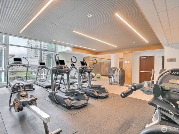 10700 NE 4th Street 1006, Bellevue WA 98004