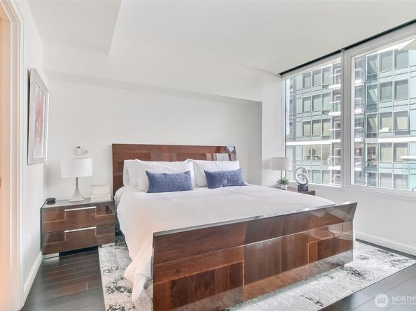 10700 NE 4th Street 1006, Bellevue WA 98004