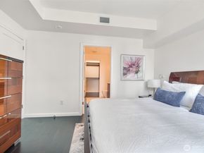 10700 NE 4th Street 1006, Bellevue WA 98004