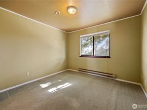 1588 Naval Avenue 10, Bremerton WA 98312