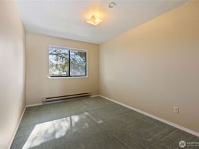 1588 Naval Avenue 10, Bremerton WA 98312