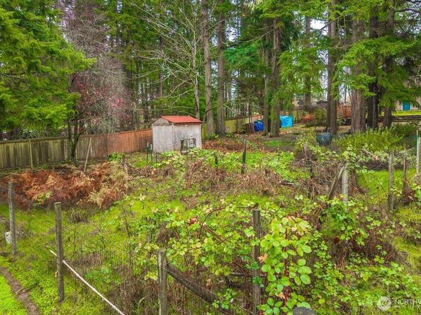 12391 S Keyport Road NE, Poulsbo WA 98370