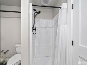 12391 S Keyport Road NE, Poulsbo WA 98370