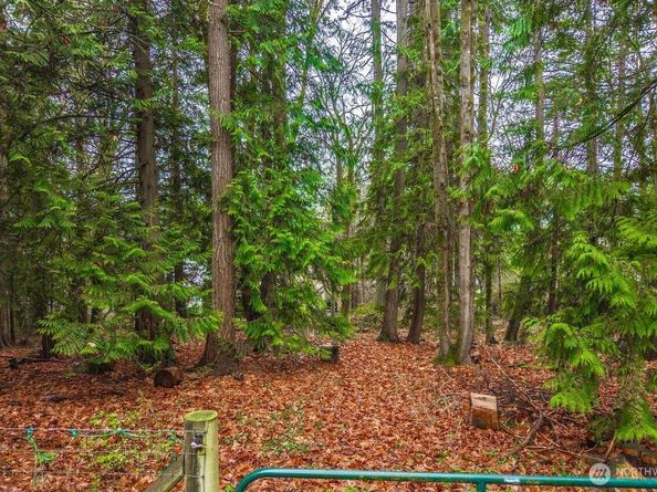 12391 S Keyport Road NE, Poulsbo WA 98370