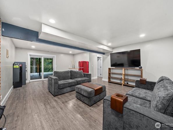 12391 S Keyport Road NE, Poulsbo WA 98370