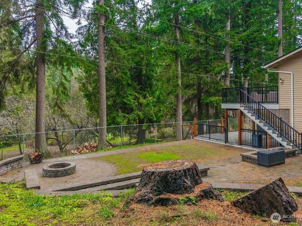 12391 S Keyport Road NE, Poulsbo WA 98370