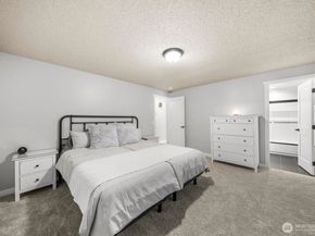 12391 S Keyport Road NE, Poulsbo WA 98370