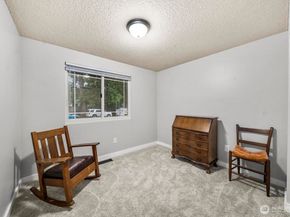 12391 S Keyport Road NE, Poulsbo WA 98370