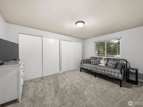 12391 S Keyport Road NE, Poulsbo WA 98370