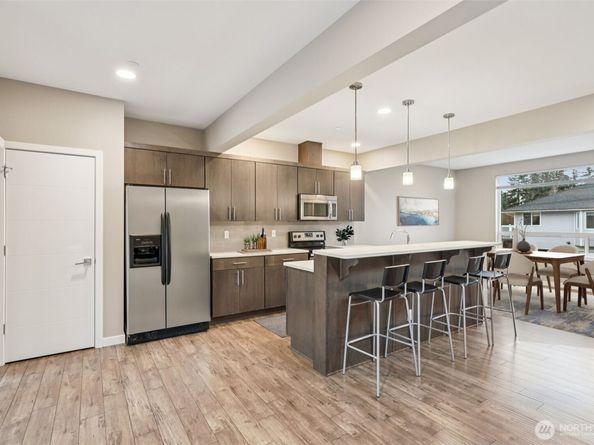 13724 Ash Way F3, Everett WA 98204