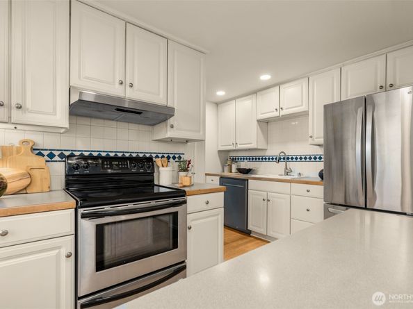 5143 46th Avenue NE, Seattle WA 98105