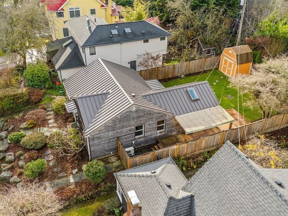 5143 46th Avenue NE, Seattle WA 98105