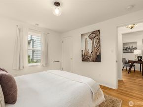 5143 46th Avenue NE, Seattle WA 98105