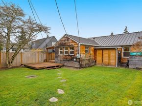 5143 46th Avenue NE, Seattle WA 98105