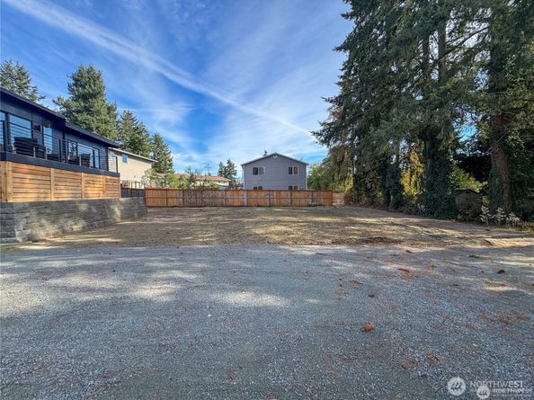 11647 Beacon Avenue S, Seattle WA 98178