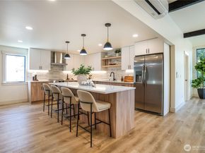 11647 Beacon Avenue S, Seattle WA 98178