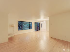 13513 Linden Avenue N C114, Seattle WA 98133