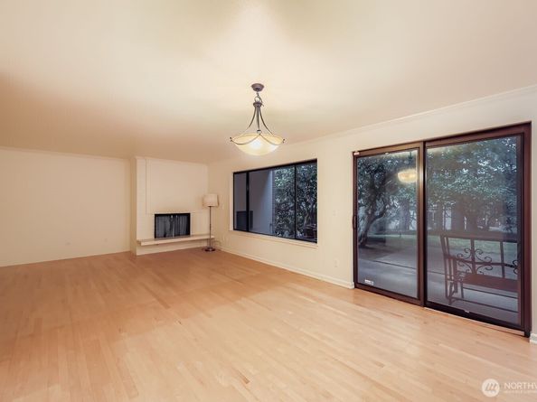 13513 Linden Avenue N C114, Seattle WA 98133