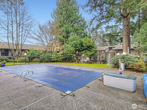 13513 Linden Avenue N C114, Seattle WA 98133