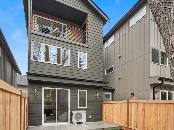 8823 Ashworth Avenue N B, Seattle WA 98103