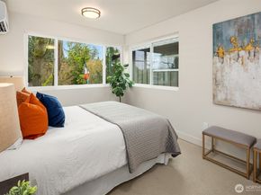 8823 Ashworth Avenue N B, Seattle WA 98103