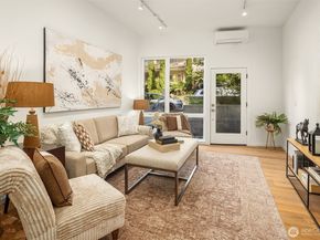 629 13th Avenue E, Seattle WA 98102