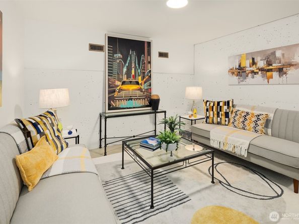 629 13th Avenue E, Seattle WA 98102