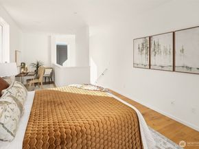 629 13th Avenue E, Seattle WA 98102