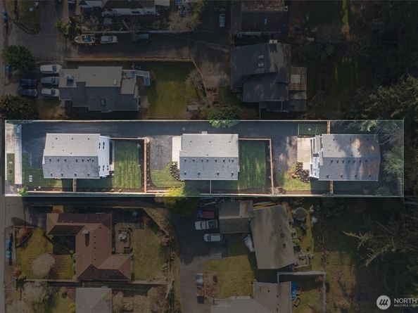 17825 N Wallingford Avenue A, Shoreline WA 98133