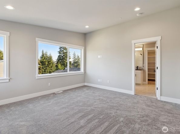 17825 N Wallingford Avenue A, Shoreline WA 98133