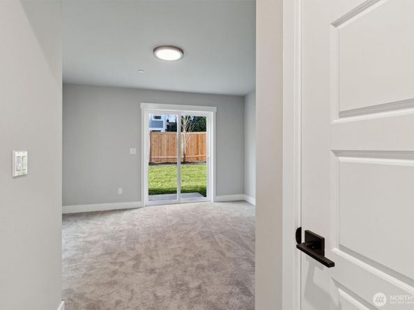 17825 N Wallingford Avenue A, Shoreline WA 98133