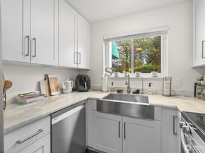 13321 15th Avenue NE D5, Seattle WA 98125