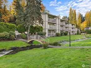 13321 15th Avenue NE D5, Seattle WA 98125