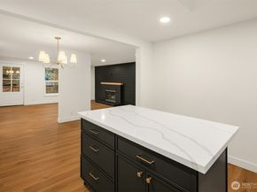 2032 NE 123rd Street, Seattle WA 98125